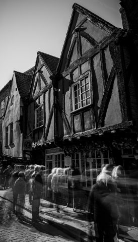 COMP 4 Dan Davies_Hustle And Bustle